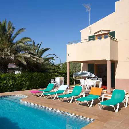 Villa Ses Oliveres * Cala Blanca (Menorca)